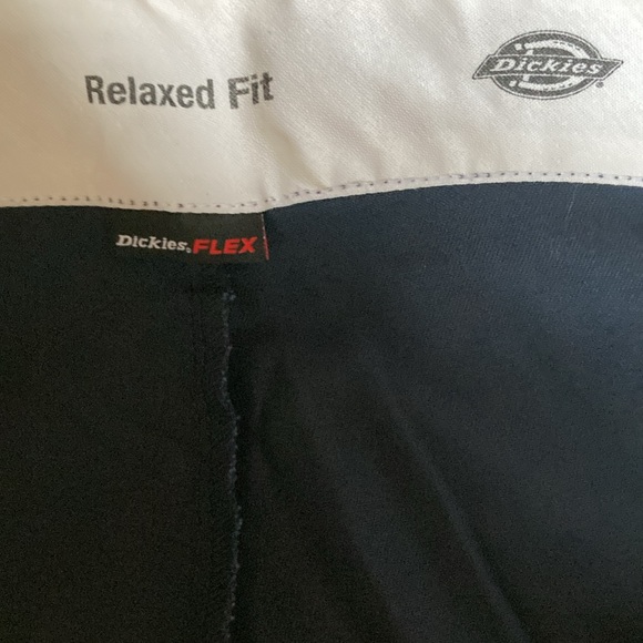 Men’s Dickies Relaxed Fit Flex blue flat front chino cargo shorts size 50 - NWT - Picture 7 of 9